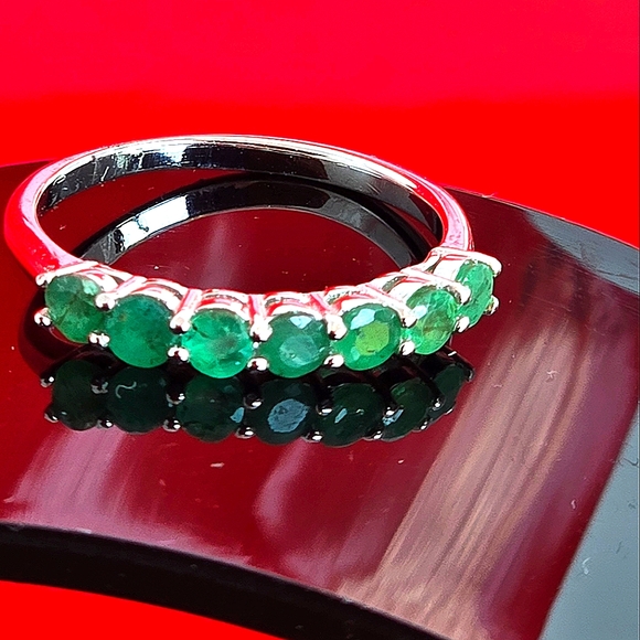 Natural Emerald 2.5mm 925 Sterling Silver Band - Picture 6 of 11
